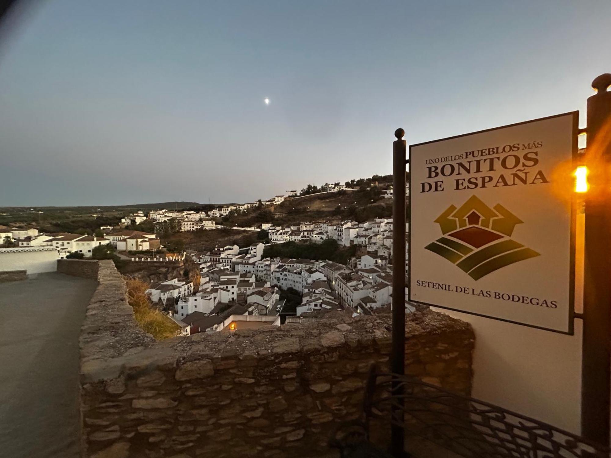 Apartamento El Patio. Setenil De Las Bodegas Номер фото